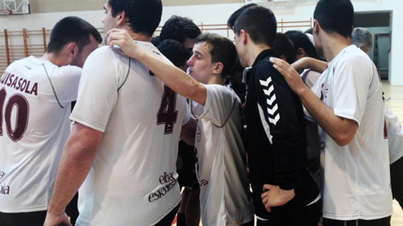 Somos Eibar Eskubaloiak partidu garrantzitsua izango du bihar Ipuruan