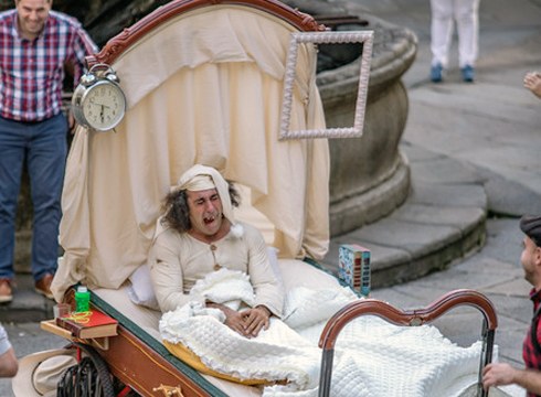 Sonambulo kale-antzerkia egongo da ikusgai gaur