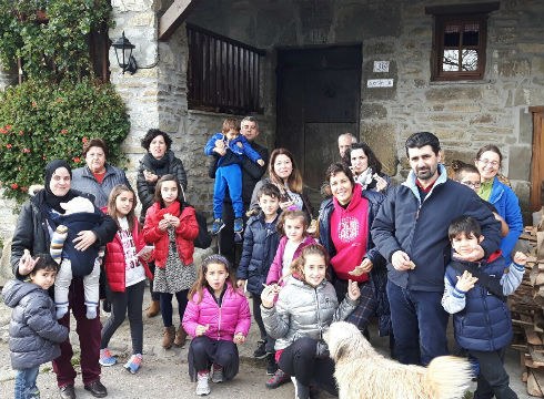 Sosolan baserri mundua bertatik bertara ezagutzen