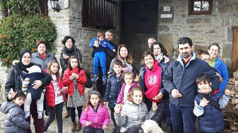 Sosolan baserri mundua bertatik bertara ezagutzen