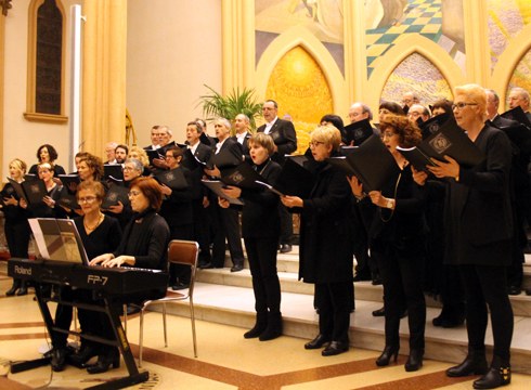 Sostoak kontzertu ederra eman zuen Karmelitetan