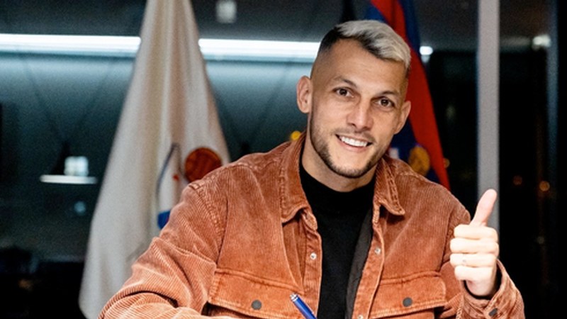 Stoichkovek kontratua luzatu du Eibar KE-rekin