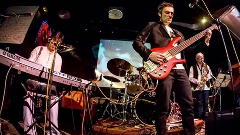 Supertramp taldearen abesti arrakastatsuak eskainiko ditu gaur Coliseoan The logical group-ek