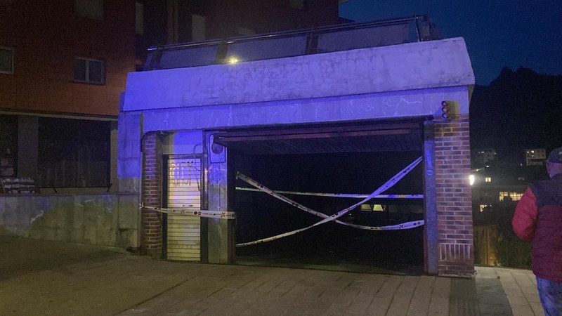 Sutea gertatu da Ipurua eta Sostoa kaleen artean dauden garajeetan