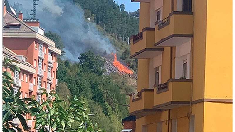 Sua piztu da Gorosta Balle inguruan