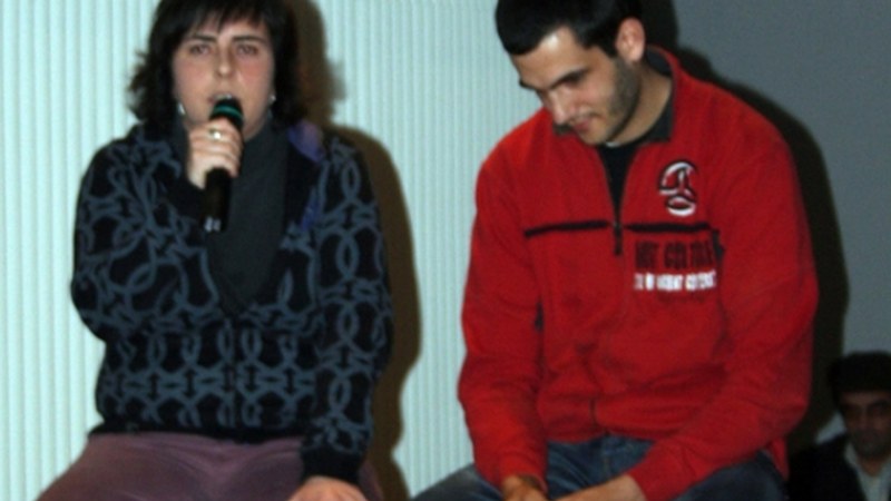 Tabernako saioarekin zapatuko bertso-bazkarirako motorrak berotzen hasi dira Kultun