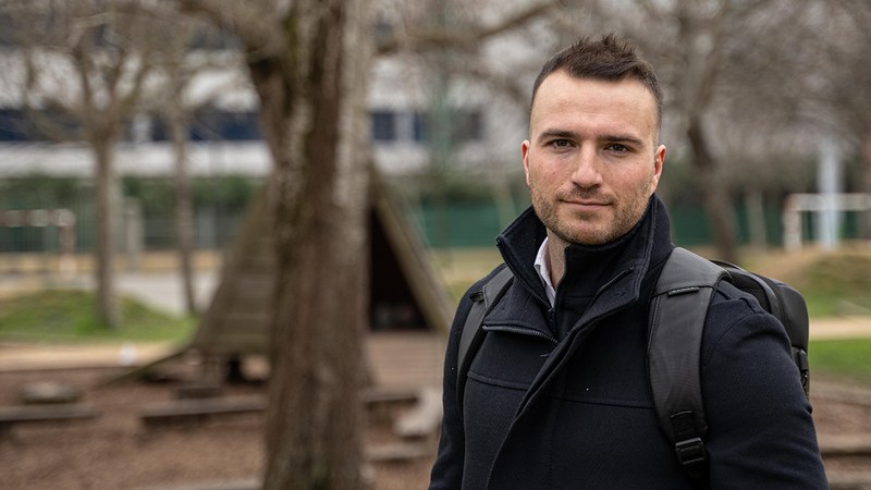 TELMO LAZKANO: “Oso garrantzitsua da azaltzea pantailaren atzean gertatzen dena pantailaren aurrean jarri aurretik”