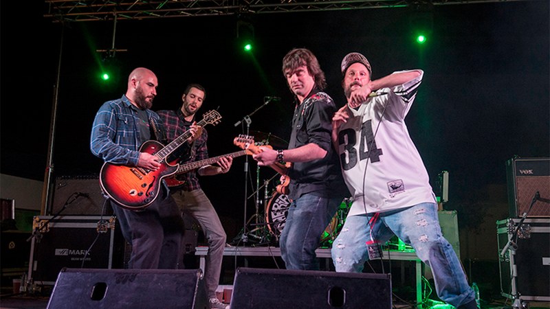 The Riff Truckers eta Kohatu talde bizkaitarrek kontzertua emango dute bihar Gaztetxean