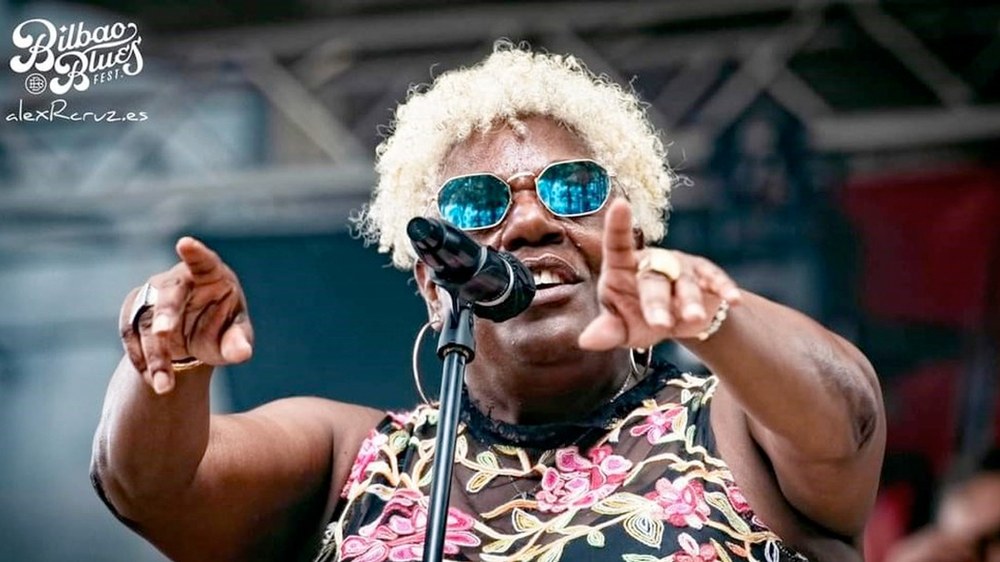 “Tia Carroll”en musika beltza, domeka honetan Coliseo antzokian