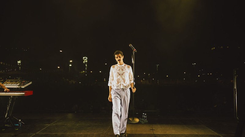 Tomas Lizarazu: “Benetan mugitzen gaituena eszenatoki batera igo eta sortzen den energia bizitzea da”