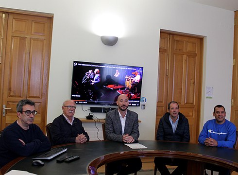 Trío Medianoche taldeak bere hirugarren diskoa aurkezteko kontzertua eskainiko du abenduan