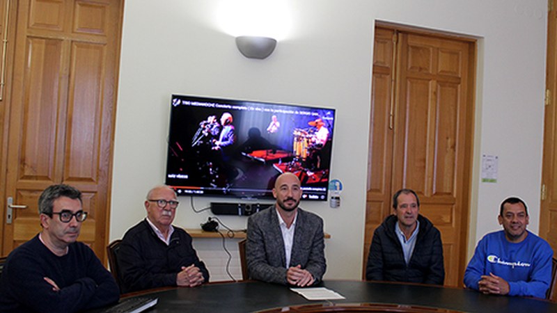 Trío Medianoche taldeak bere hirugarren diskoa aurkezteko kontzertua eskainiko du abenduan