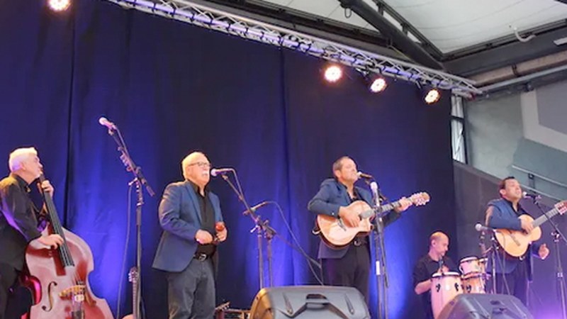 Trio Medianoche taldeak kontzertu solidarioa eskainiko du urtarrilaren 20an Ermuan