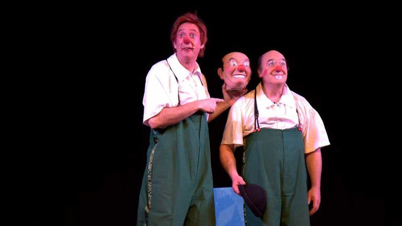 Tutik Clowns taldeak Petitxou kale-antzerkia eskainiko du bihar