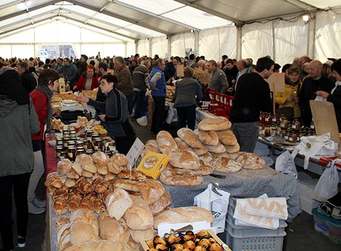 Txaltxa Zelai eta Untzaga artean banatuta egongo den azokarekin hasiko dugu San Andres eguna