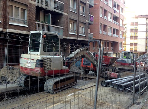 Txaltxa Zelaiko lanetan hodia apurtu dela-eta, ur mozketak egongo dira hainbat kaletan