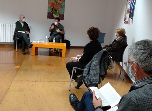 Txema Garcia-Vianaren "Pentaedroa" izan dute hizpide Idazlearekin Harixa Emoten-eko azaroko saioan