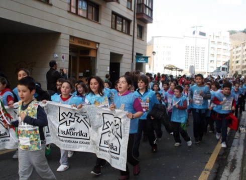 Txikien antxitxiketaldia eta gero, Eibar Korrikari harrera egiteko prest dago