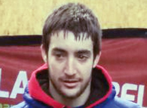 Txomin Osorok jaso zuen aurtengo triatloi modalitateko saria Coliseoan Gabon Zahar eguneko ekitaldian