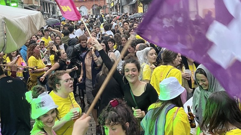 Txosnagunerako antolatu duen sanjuanetako egitaraua aurkeztu du Jaixak Herrixak Herrixandakok