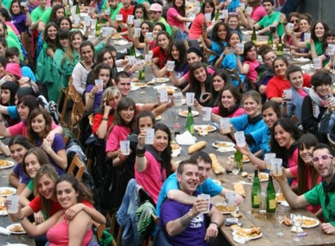 Txosnagunerako jai egitataua prest