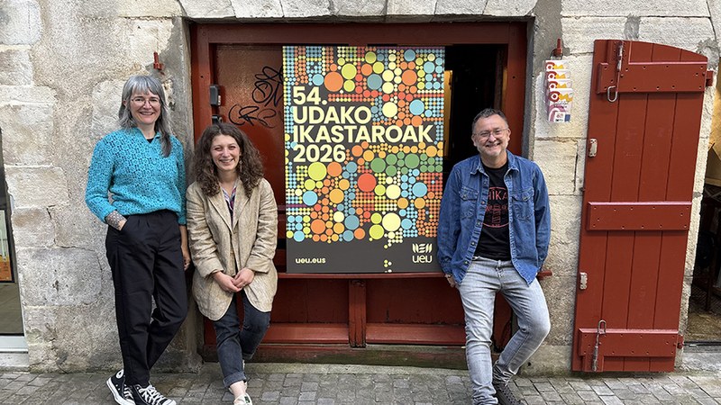 Udako Euskal Unibertsitateak 54. Udako Ikastaroak aurkeztu ditu