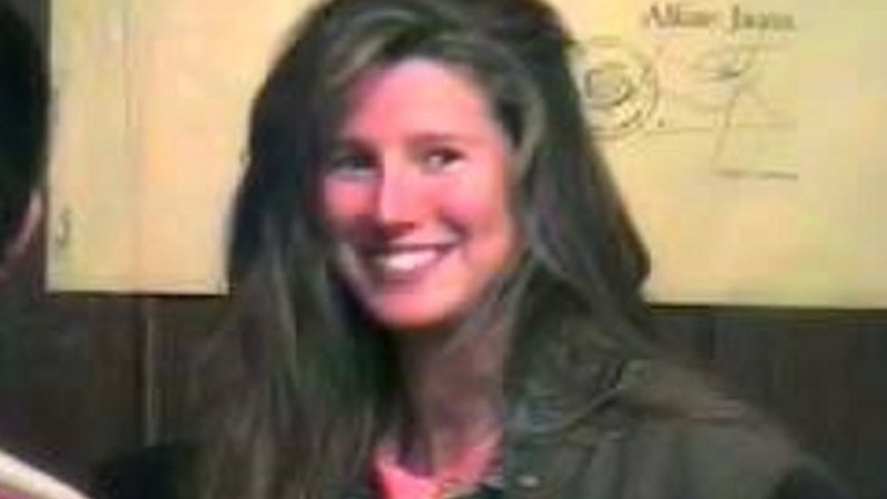 Udal Artxiboak 1994ko Emakumearen Egunerako ...eta kitto!-k antolatu zuen mahaingurua berreskuratu du