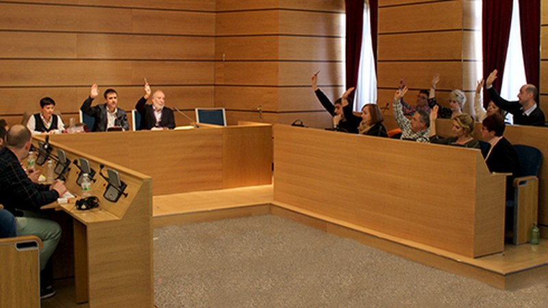 Udal aurrekontuari behin-behineko onespena eman dio gaur udalbatzak