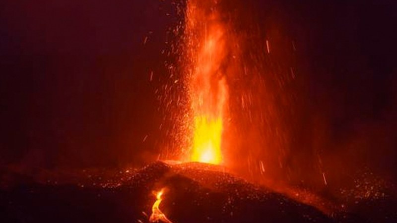 Udalak 2.000 euro bideratuko ditu La Palmako sumendiaren erupzioak kaltetutako pertsonei laguntzeko