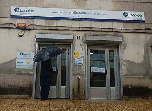 Udalak 21 lagun kontratatuko ditu administrazio-lanak egiteko eta brigadarako