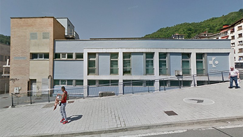 Udalak Osakidetzaren esku utzi ditu Torrekua eta Ipuruako merkatu plaza