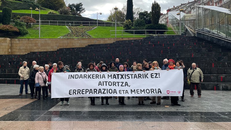 Udalbatzak bat egin du Emakumeenganako Indarkeriaren Aurkako Nazioarteko Egunarekin