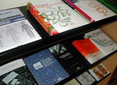 UEU-k liburu bat oparituko du erosketa bakoitzeko