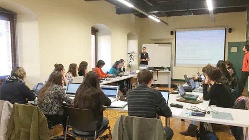 UEUk 13 ikastaro emango ditu neguan eta udaberrian