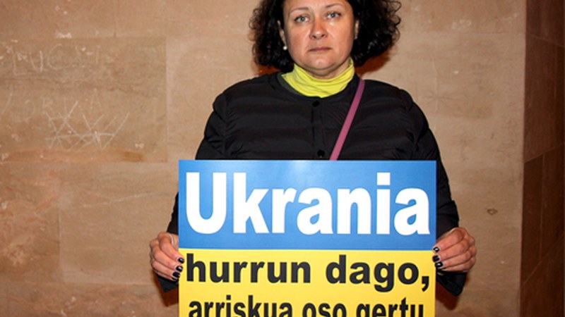 Ukrainarako elikagaiak eta materiala bilduko dute Elgoibarren eta Mendaron