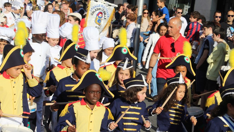 Umeen danborrada, arratsaldeko protagonista