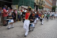 Umeen danborrada Sanjuanak girotzen