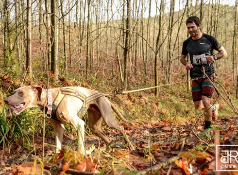 Unai Fernandez eibartarrak Zumaiako txakurkrosean debutatuko du