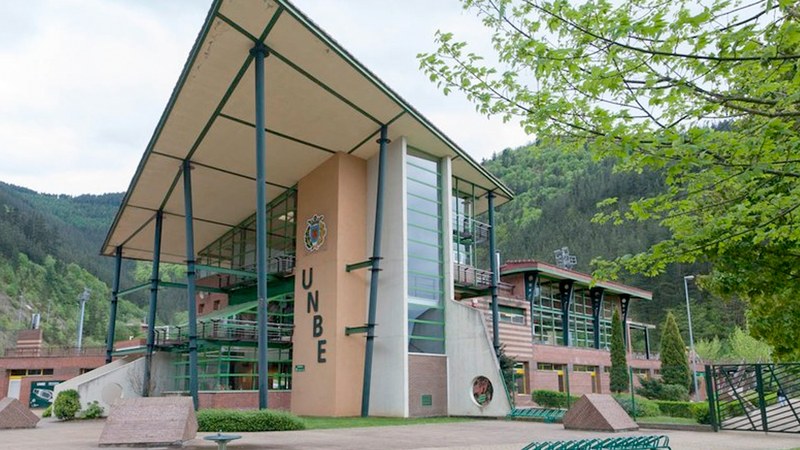 Unbe kirolguneko taberna abenduan irekiko dute berriz ere