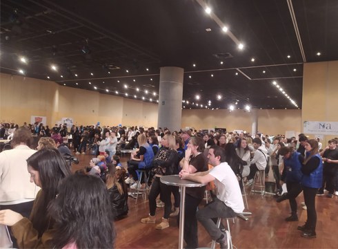 Uni Eibar-Ermuako Nazioarteko Merkataritzako Lanbide Heziketako ikasleak BEC-en izan dira gaur