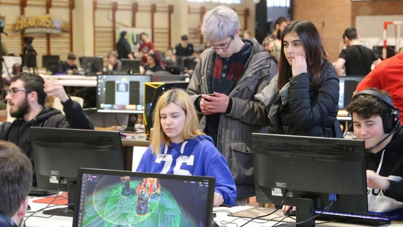 UniEncounter 2025 hasiko da gaur, informatika eta teknologia berrien topagunea