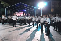 Untzaga, jendez gainezka San Juan suaren inguruan Untzaga, jendez gainezka San Juan suaren inguruan