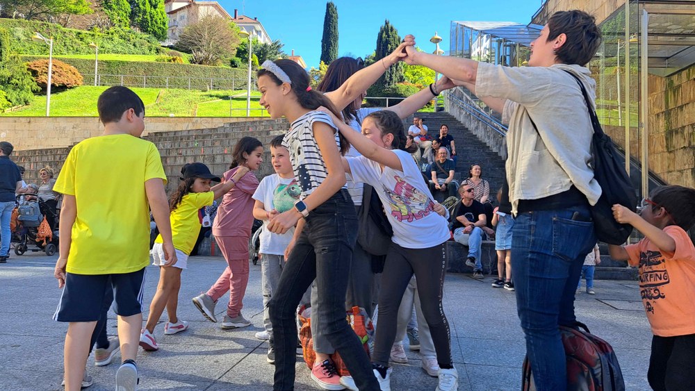 Untzagak hartu zituen Barixakuak Jolasian ekimeneko jolasak