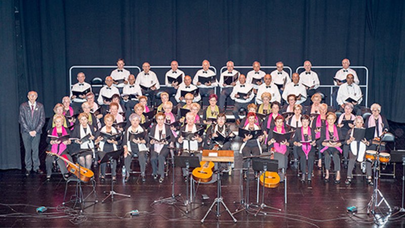 Untzagako jubilatuen abesbatzak BEC-n, Nagusi azokan kantatuko du gaur