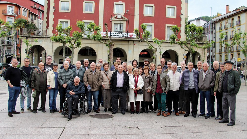 Unzaga elkarteak 50 urteak ospatu ditu