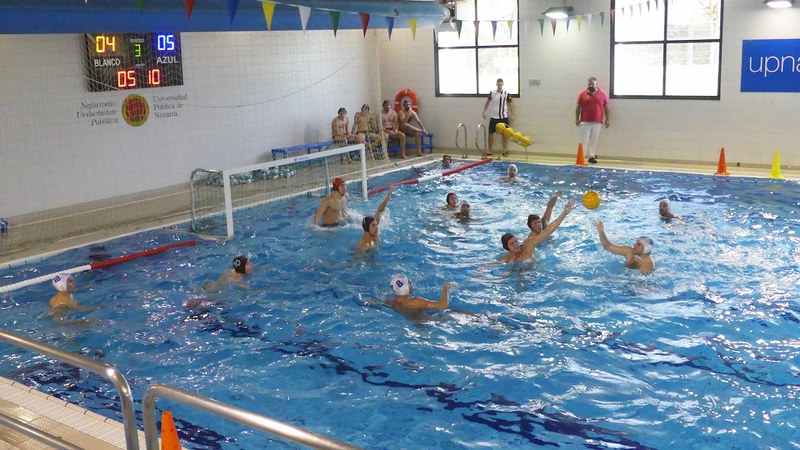 Urbat IKE waterpolo taldeak ate irekien jardunaldiak eskainiko ditu maiatzean zehar