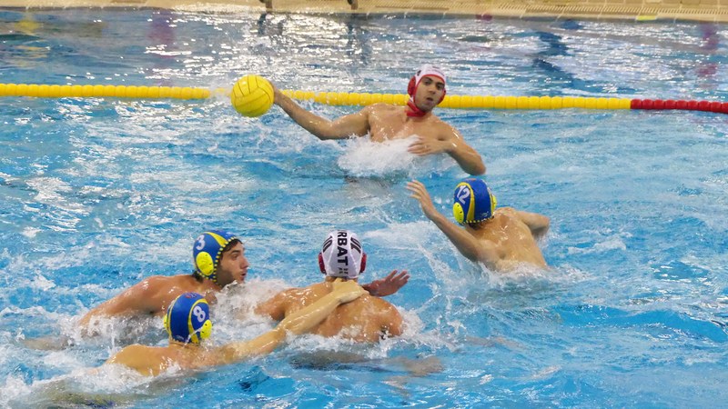Urbat waterpolo taldeak asteburu honetan ekingo dio 2. Nazional Mailako ligari