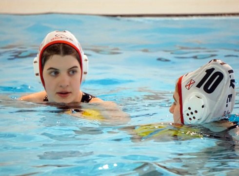 Urbat Waterpolo Taldeak ate irekiak eskainiko ditu hilaren 15ean eta 22an