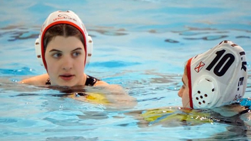 Urbat Waterpolo Taldeak ate irekiak eskainiko ditu hilaren 15ean eta 22an