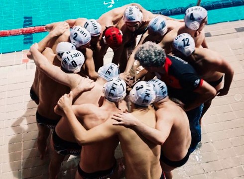 Urbat Waterpoloko taldeak gutxigatik, baina galtzaile asteburuan
